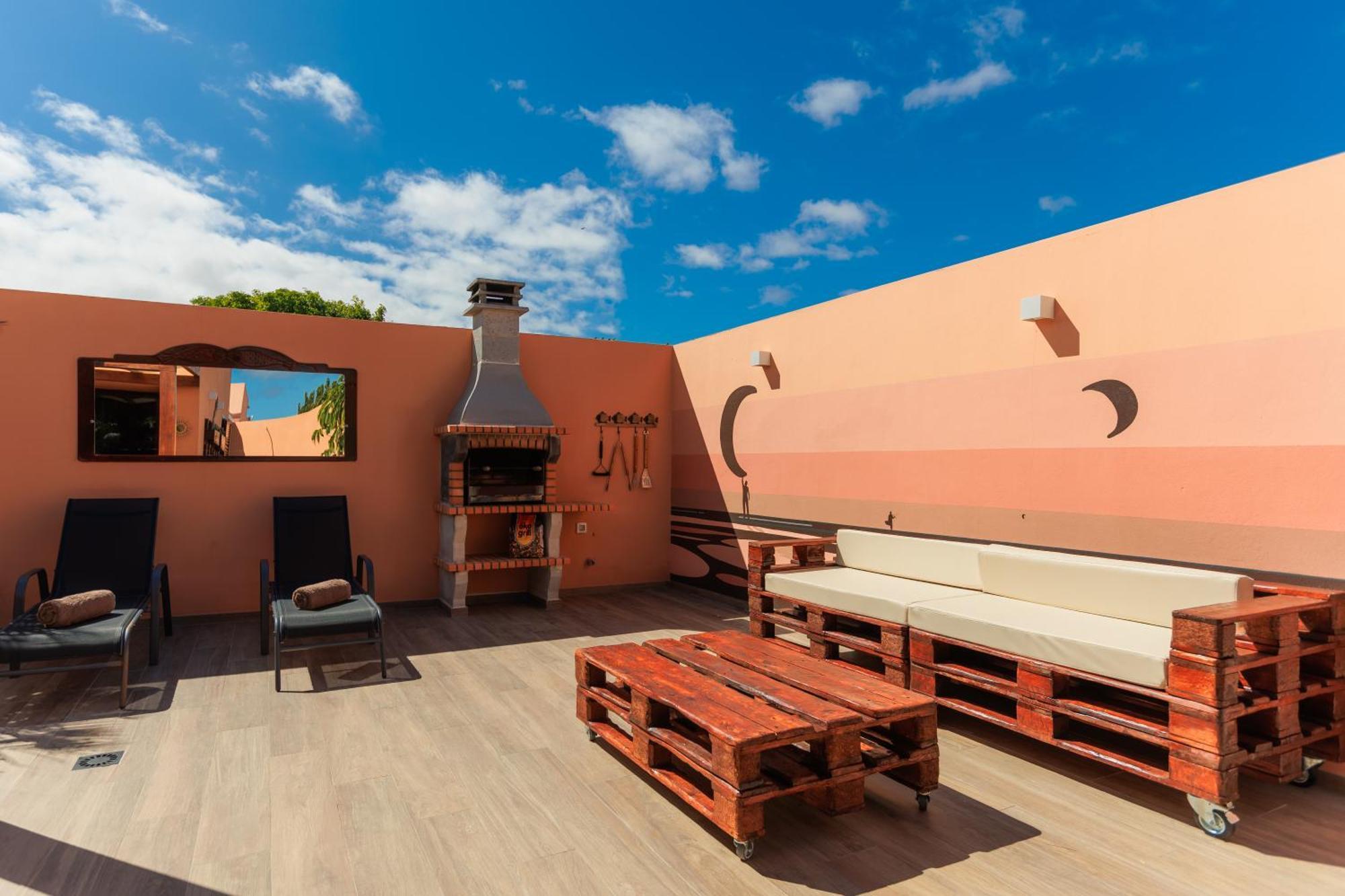 Villa Jacuzzi & Barbecue La Oliva Exterior photo
